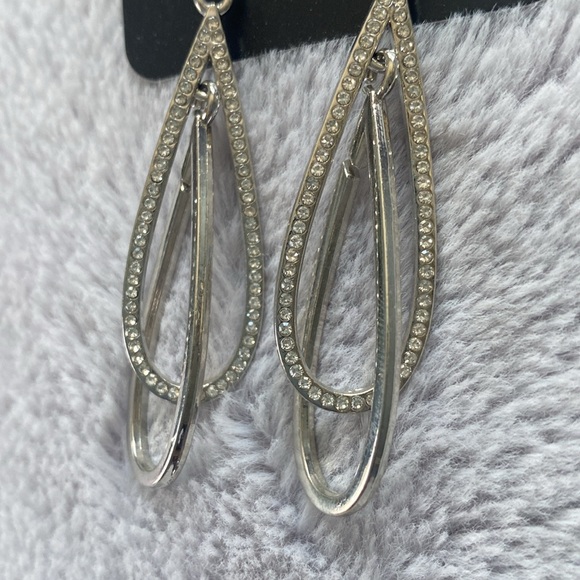 Paparazzi Teardrop Earrings - Picture 3 of 3